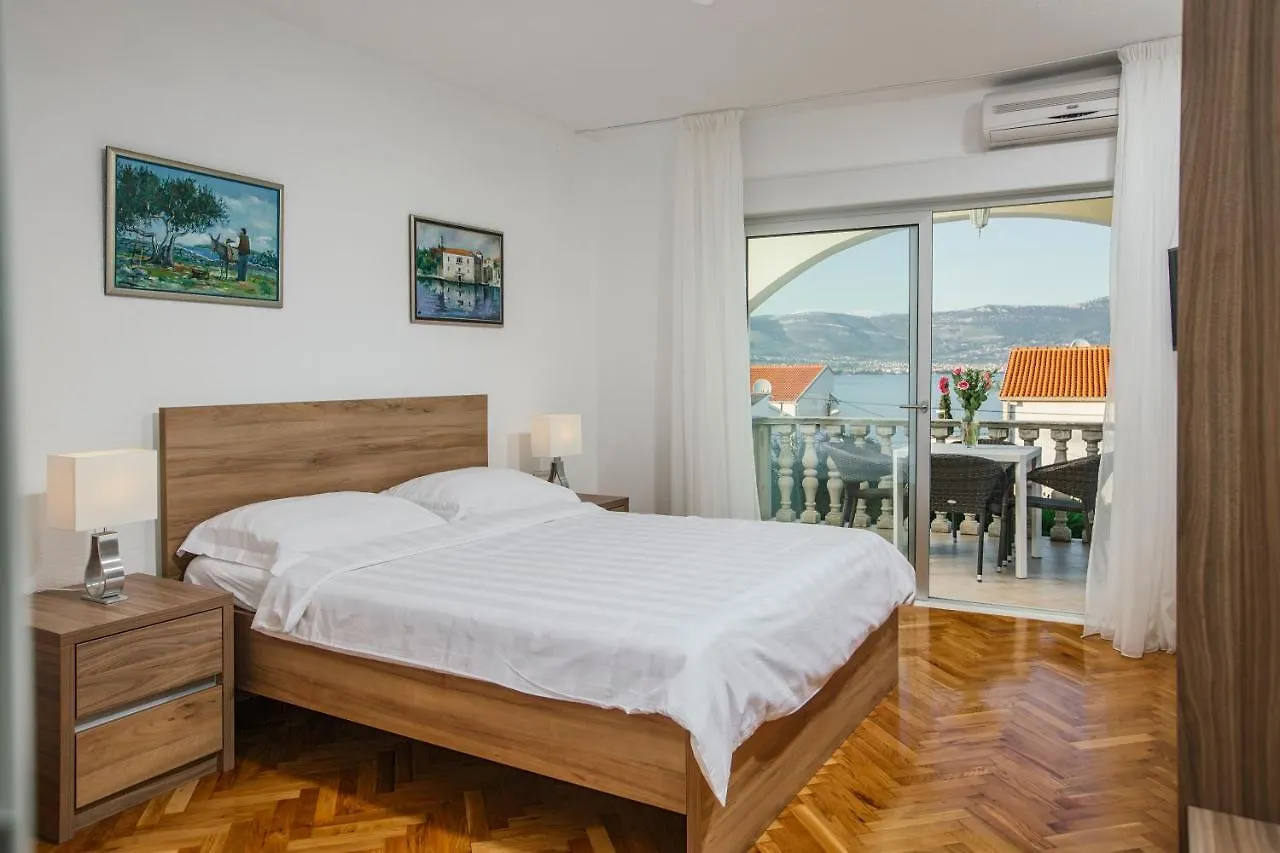 Apartments Bago Trogir Croatie
