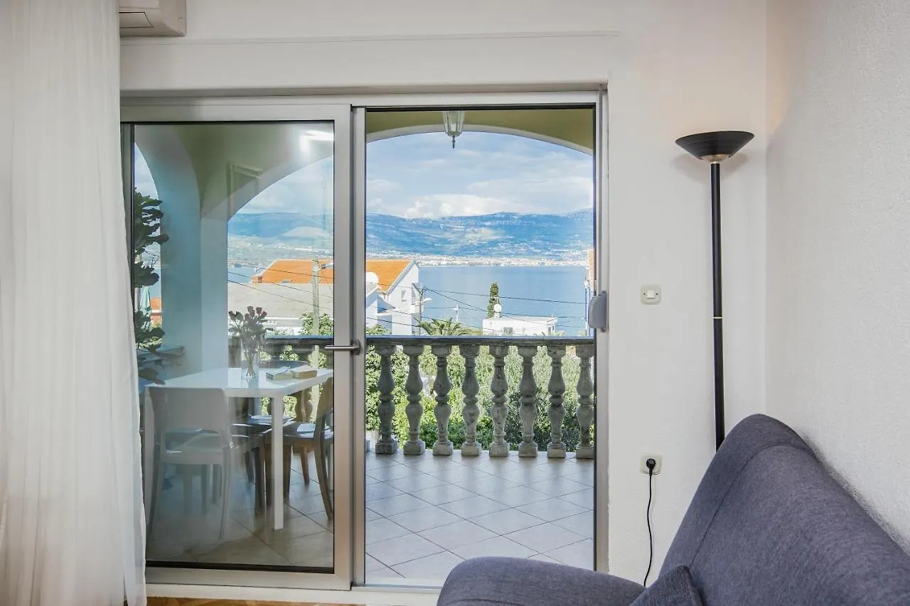 Apartments Bago Trogir